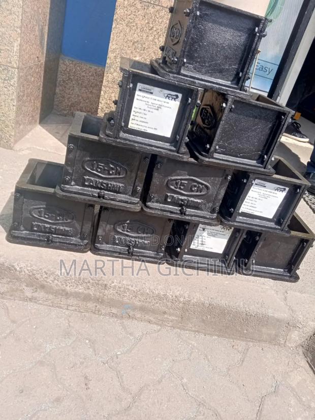 Cast Iron Cube Moulds Available #Heavy Duty 150mm - main view