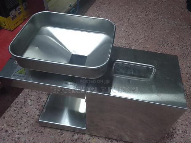 Oil Press/ Oil Press - main view