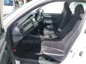 Toyota Axio 2018 White