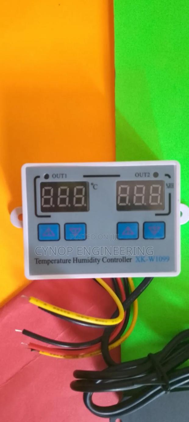 Lab Hygrometer and Thermostat System - main view