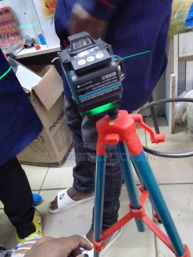 Makita Laser Level+ Stand - main view