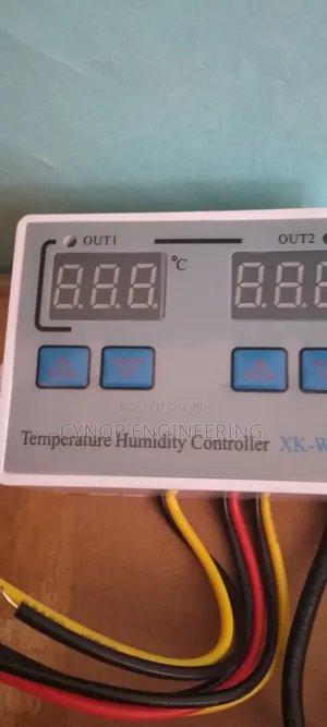 Room Thermostat With Hygrometer Device