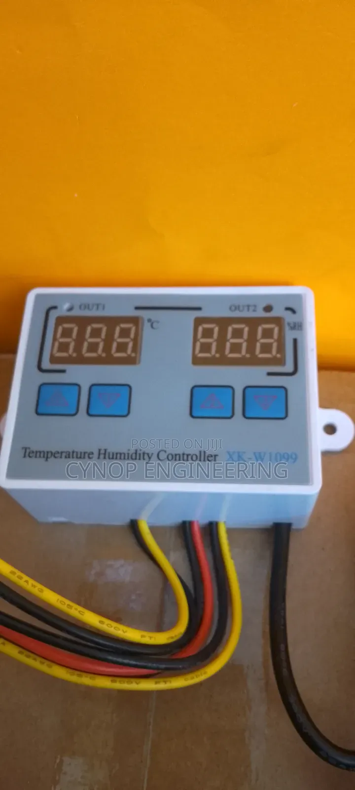 Thermostat With Hygrometer for Rooms