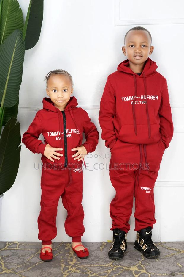 Elegant Unisex Children Warm Tracksuit - main view