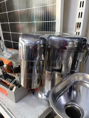 Juicer, Industrial Juice Machine.