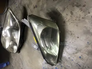 Toyota Premio 240 2005 Xenon Headlight