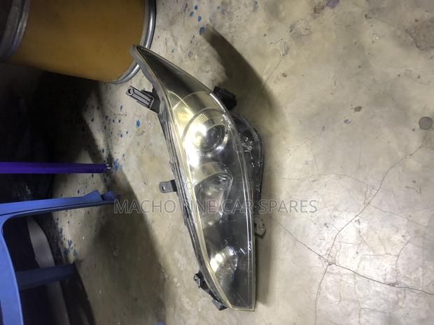 Toyota Wish 2010-2015 Non Xenon Headlight