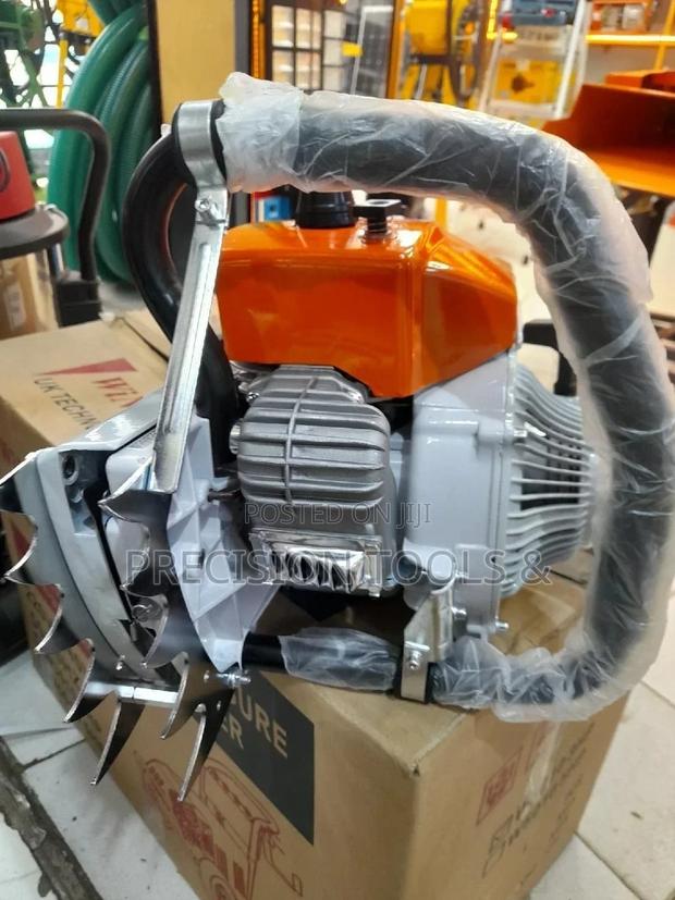 Powerful Steel Chain Saw - main view