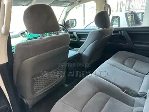 Toyota Land Cruiser 4.5 V8 GXR 2017 White
