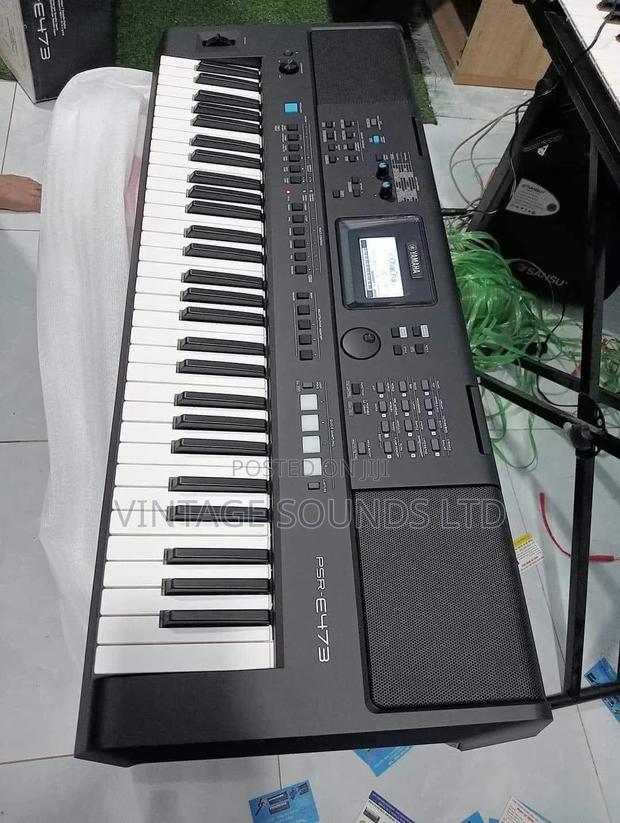 Yamaha Keyboard PSR-E473 61 Keys / Brand New