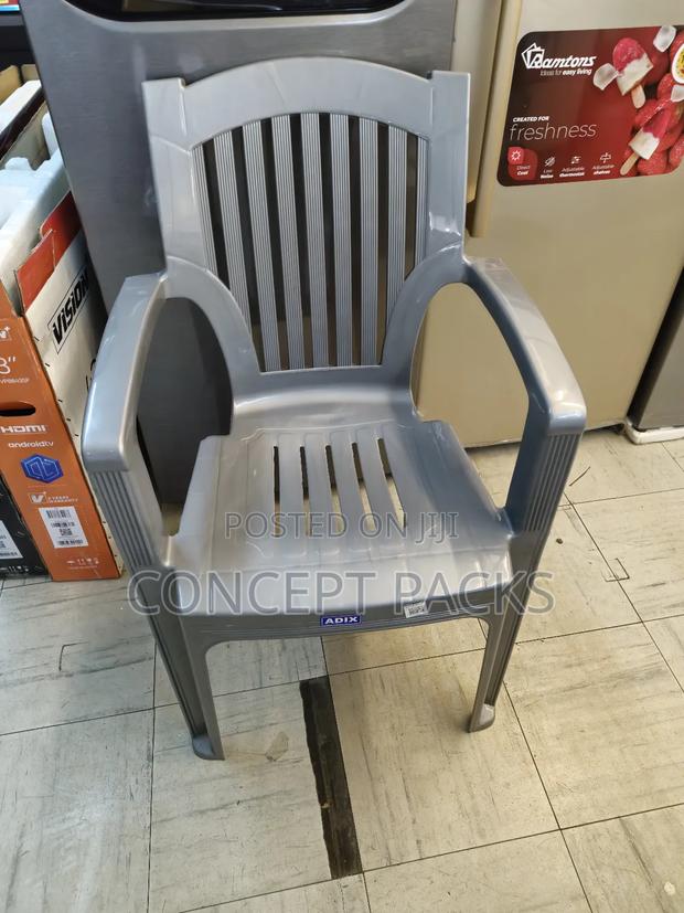 Long Arm Adix Chair. Assorted Colours. - thumbnail 3