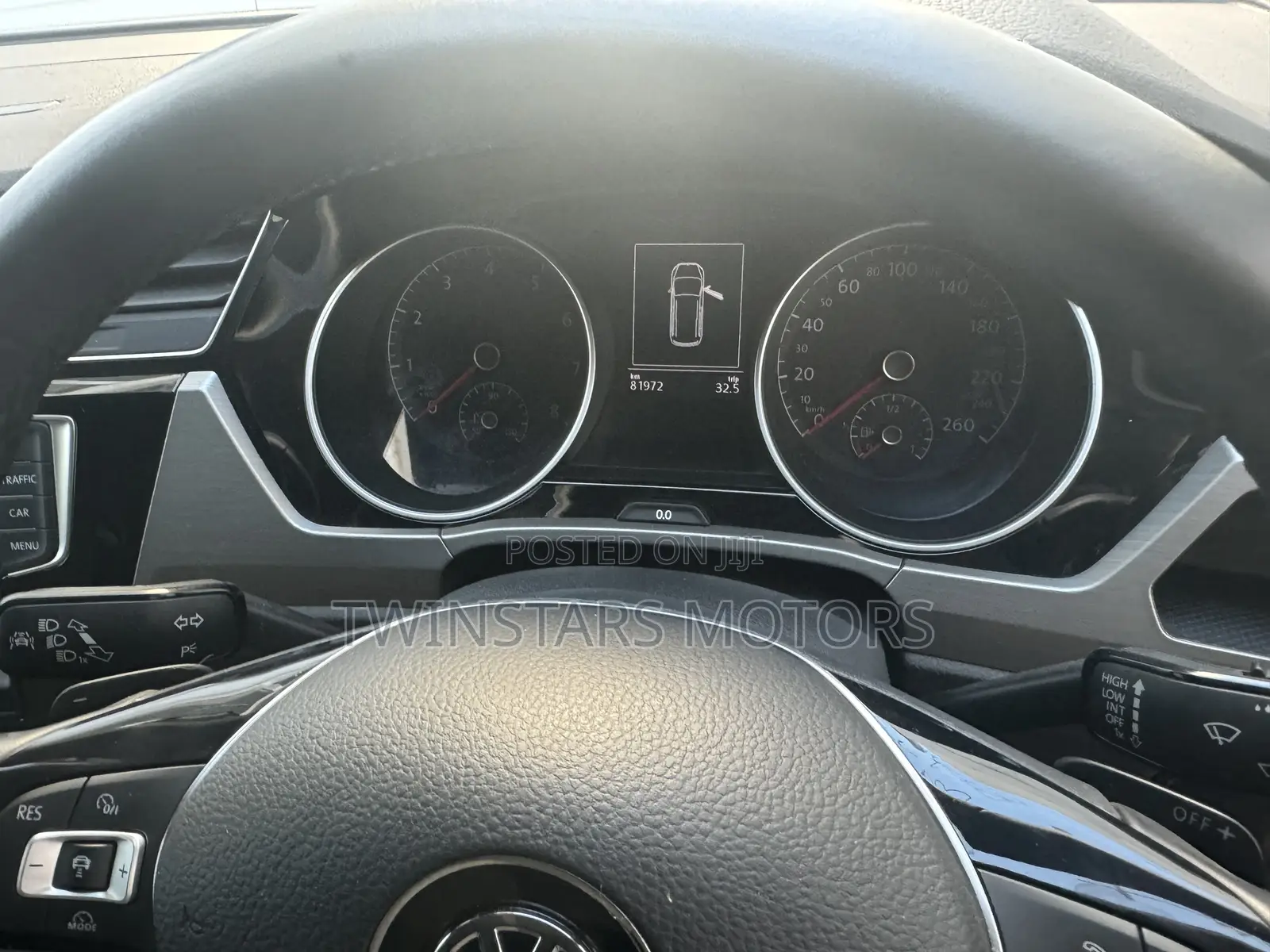Volkswagen Touran 2017 White