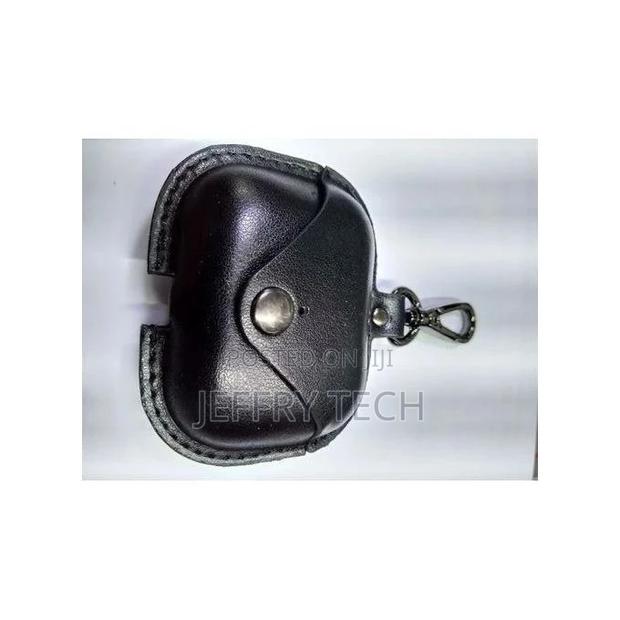 Leather Generic Airpods PRO Case - thumbnail 3