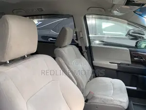 Honda Odyssey 2.0 Hybrid (7 seater) 2017 Gray