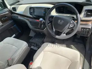 Honda Odyssey 2.0 Hybrid (7 seater) 2017 Gray
