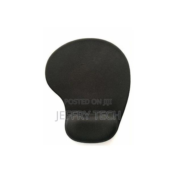 Mouse Pad With Gel Wrist Support - Black - main view