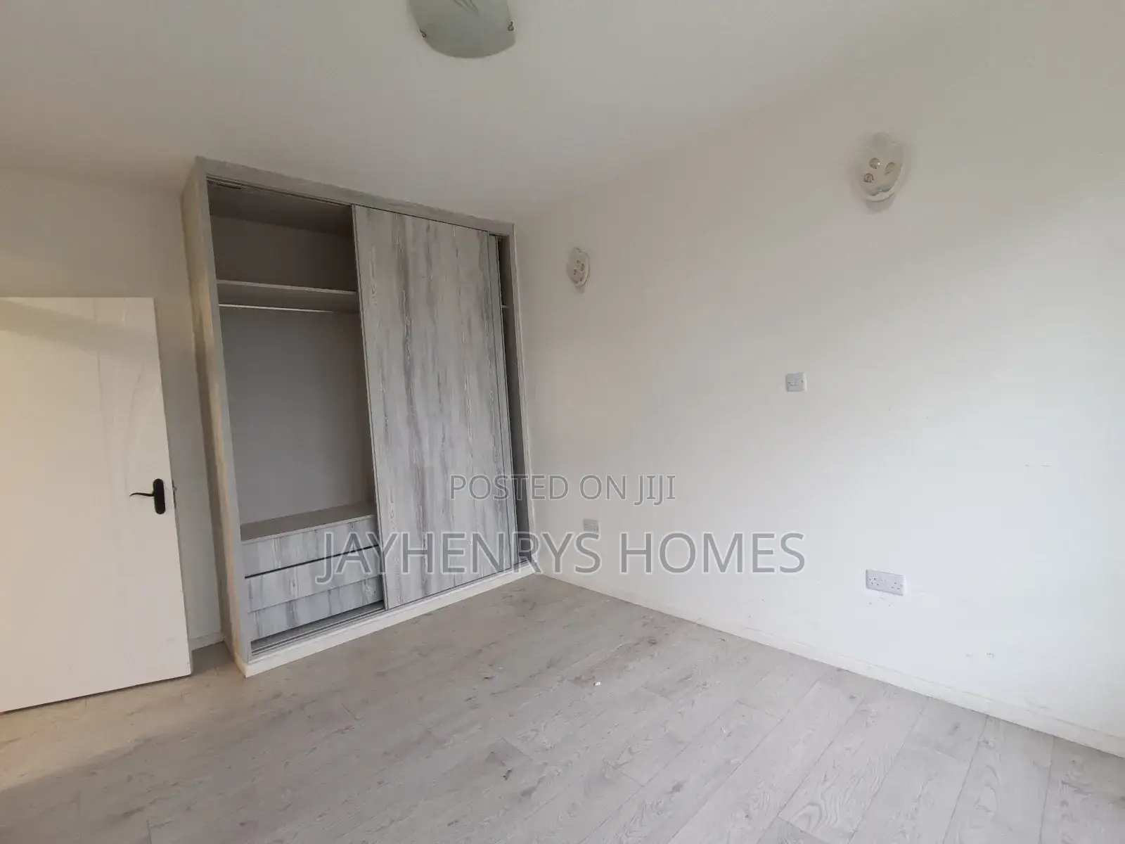 5bdrm Maisonette in Varsityville, Kamakis for rent