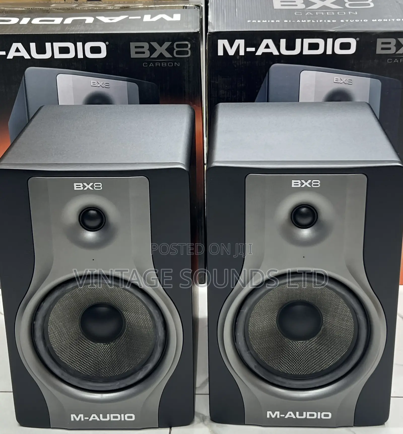 M-Audio Bx8 Carbon Monitor - Two-Way Studio Monitor With 8"