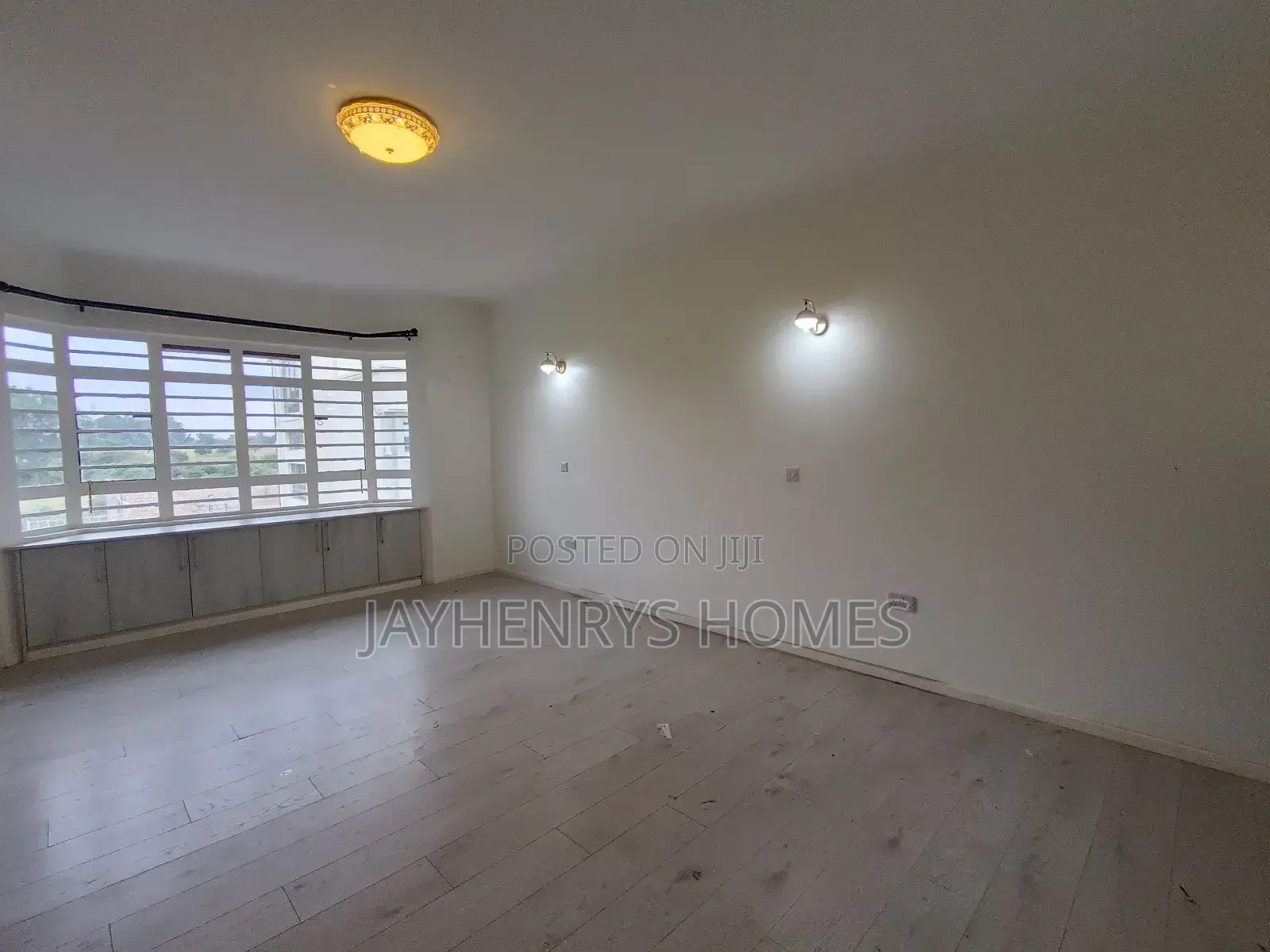 5bdrm Maisonette in Varsityville, Kamakis for rent