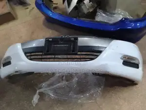 Honda Insight Front Bumper