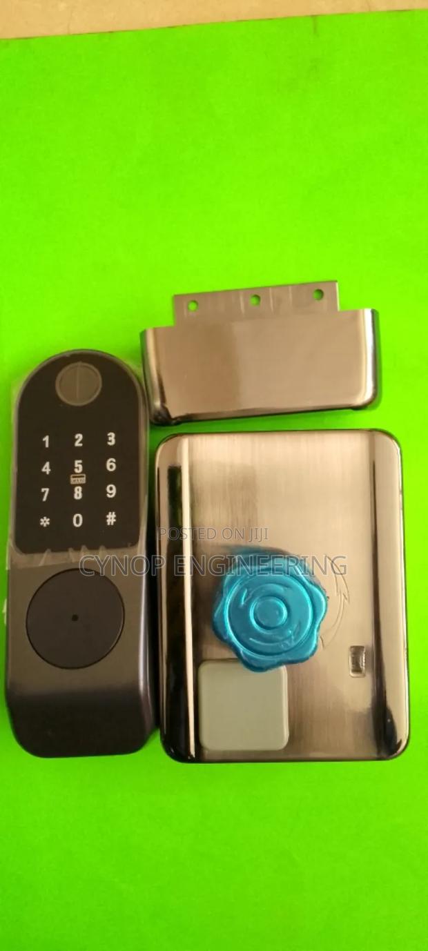 Biometric Entry Smart Lock for Security - main view
