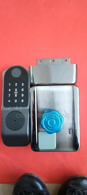 Advanced Biometric Smart Locks for Homes - main view