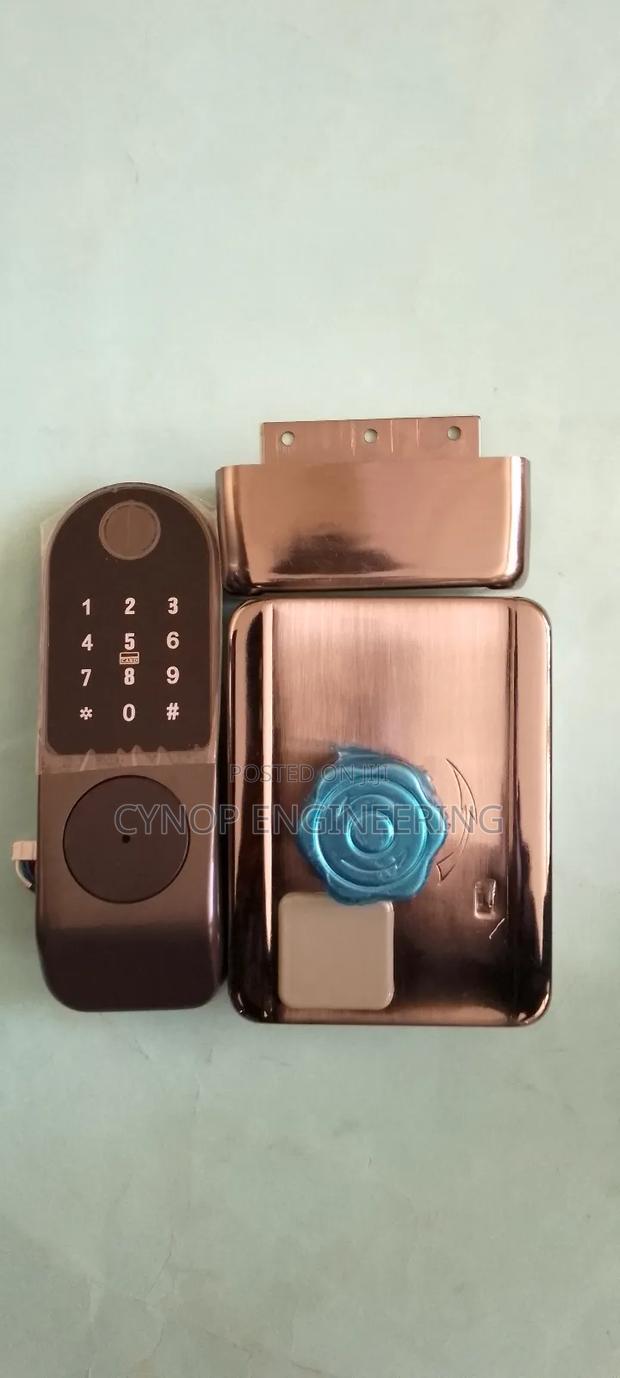 Smart Lock With Rfid Card Access - main view