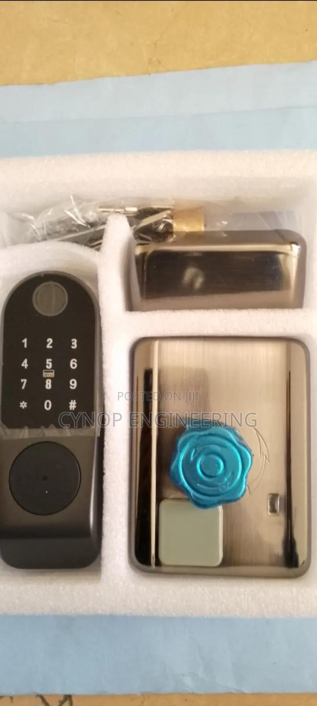 Passcode Entry Smart Lock for Home - main view