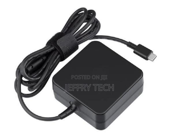 Type C 65W Universal Adapter in Nairobi Kenya.
