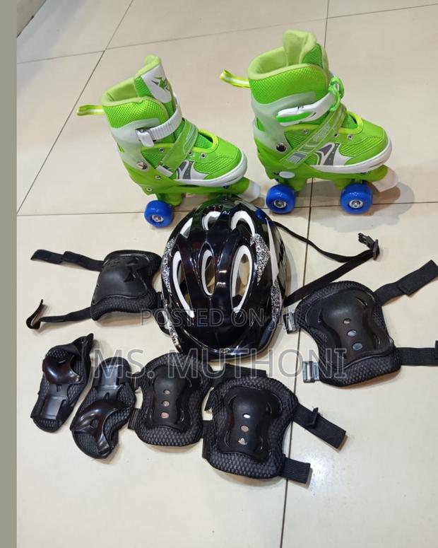 Kids Green Quard Full Set With a Soft Helmet and Guards - main view