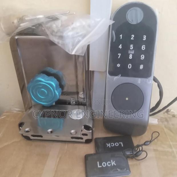 Biometric Smart Lock With Key Acess