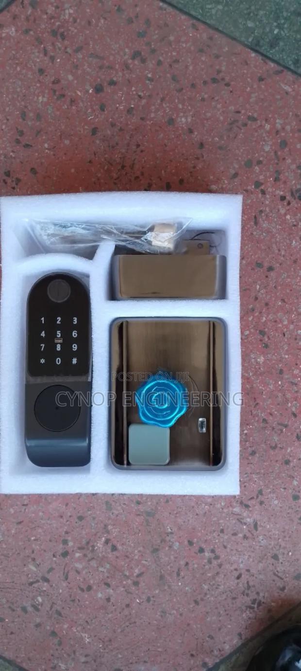 Smart Gate Lock With Passcode Access - main view