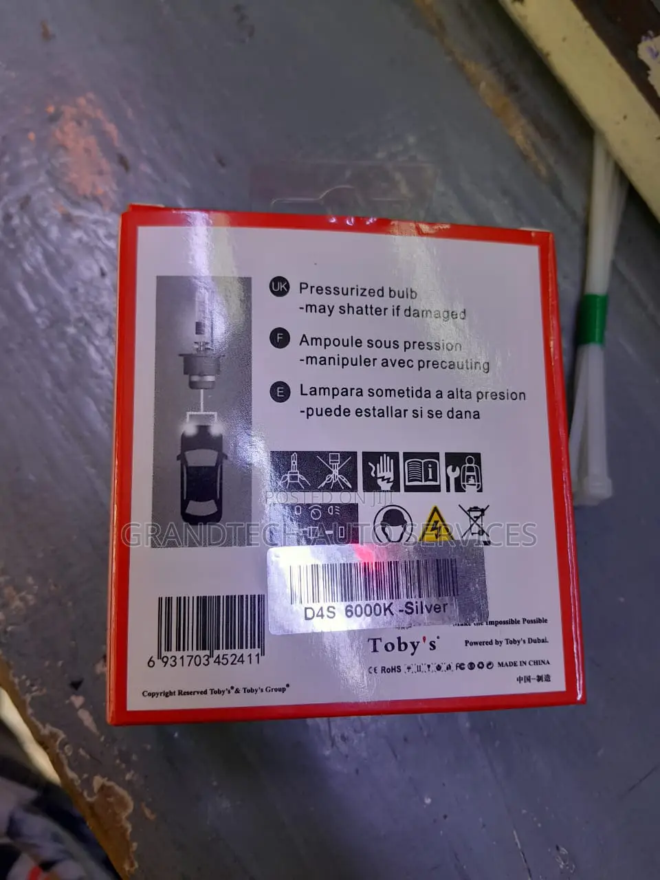 Toby D4S Xenon LED Bulb