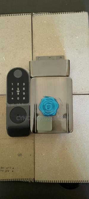 Gate Lock With Biometric Fingerprint Access - thumbnail 2