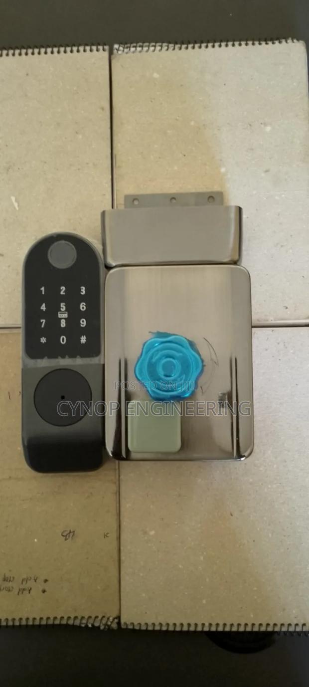 Gate Lock With Biometric Fingerprint Access - main view