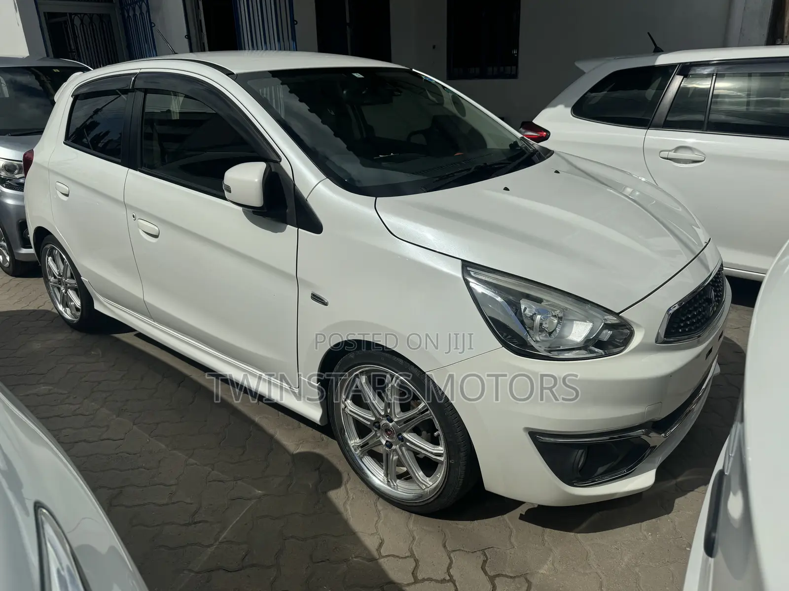 Mitsubishi Mirage SE 2017 White