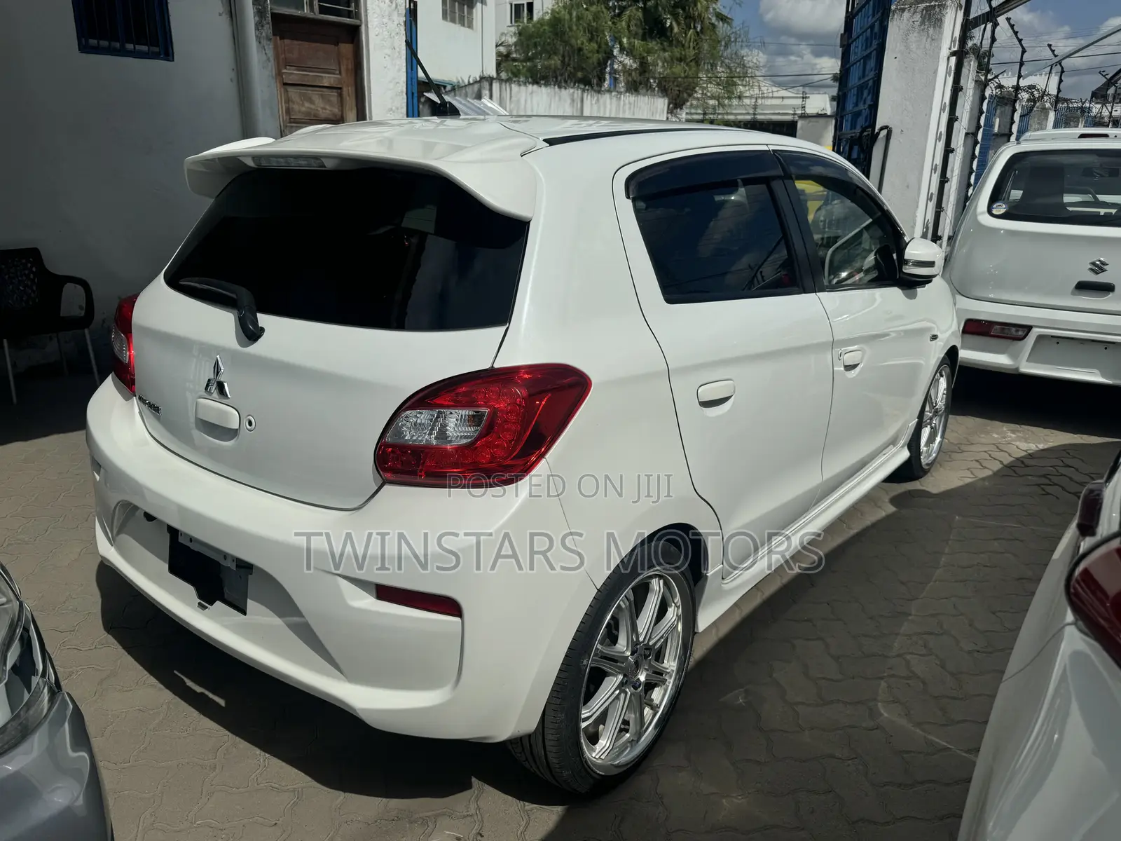 Mitsubishi Mirage SE 2017 White