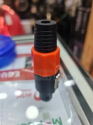 Unisound Speakon
