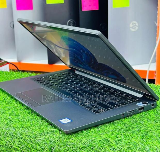 Laptop Dell Latitude 5400 8GB Intel Core i7 SSD 256GB - thumbnail 3
