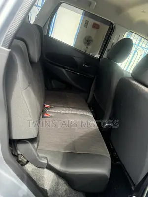Nissan Dayz Highway Star G 2018 Silver