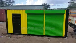 20ft Container Stalls With a Store
