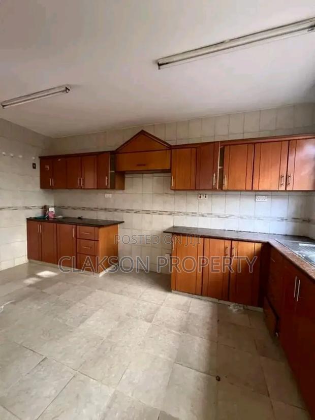3bdrm Apartment in Kilimani for rent