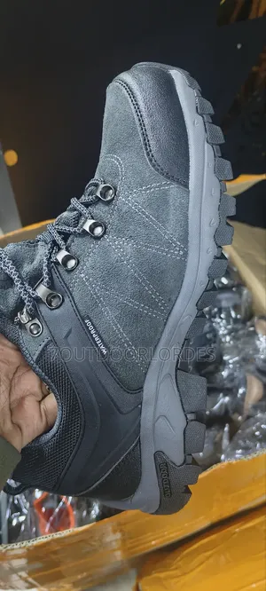 Verhunt Waterproof Hiking Shoes