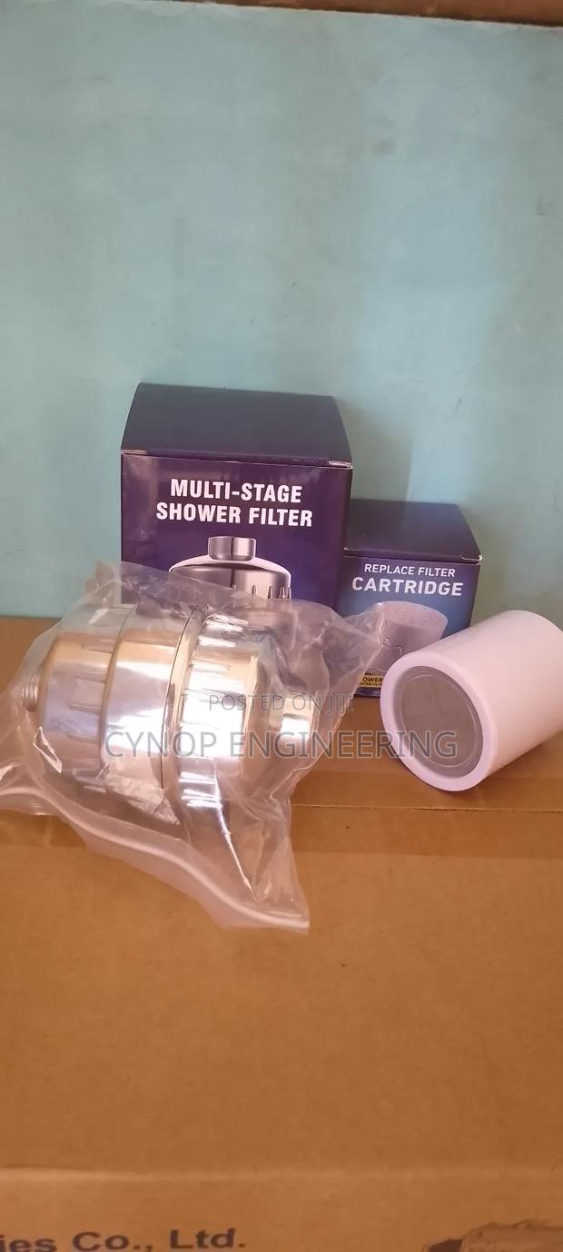 Shower Filter Removes Scale and Impurities