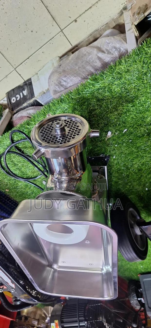 Meat Mincer 220kg Per 1hr - main view