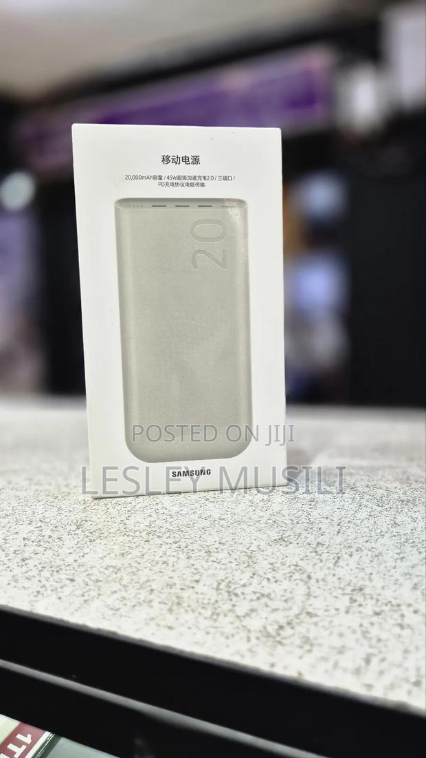 Samsung 20,000 Mah Battery Pack (45W Super Fast Charging ) - thumbnail 2