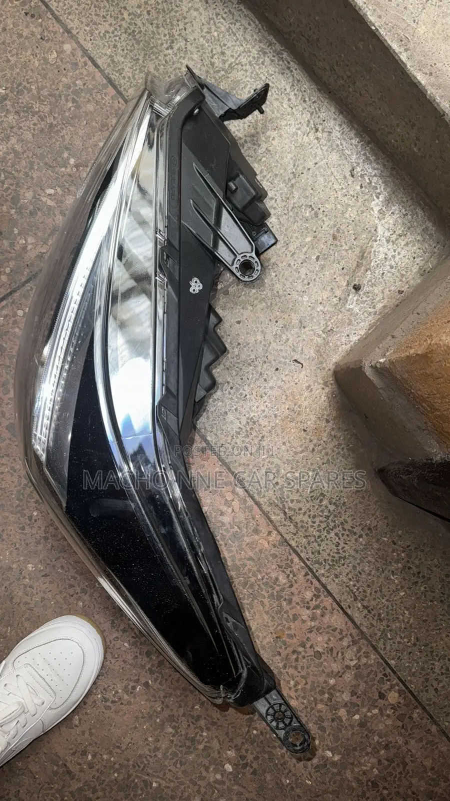 Subaru Impreza SJG 2015 Headlight (8P,8V )