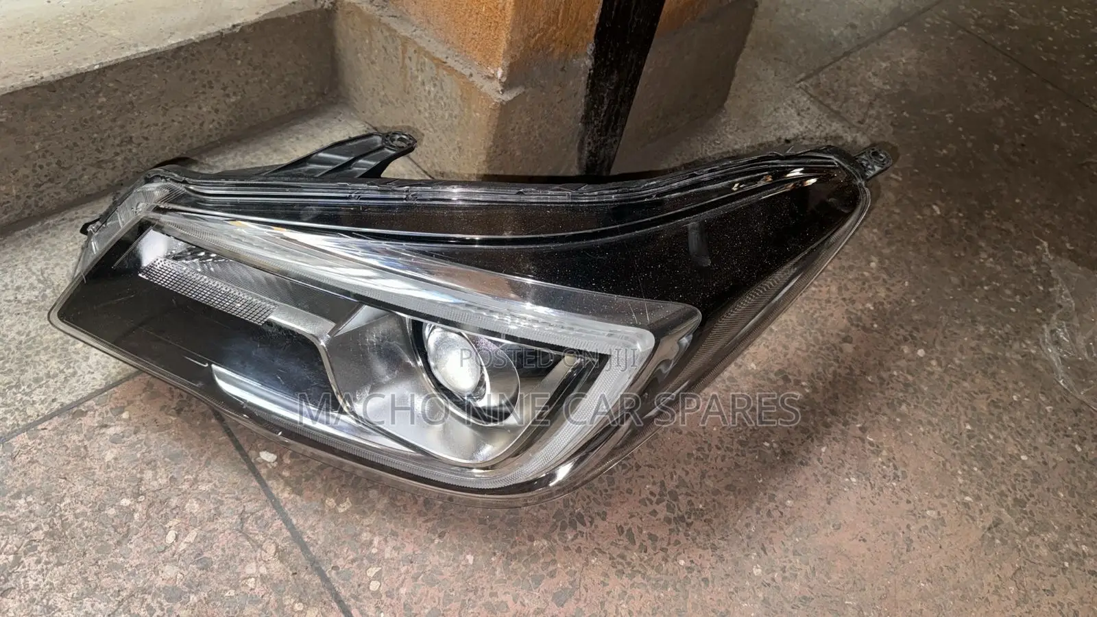 Subaru Impreza SJG 2015 Headlight (8P,8V )