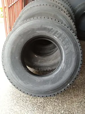 12R22.5 Bridgestone Tyre