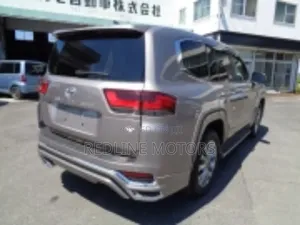 Toyota Land Cruiser 2023